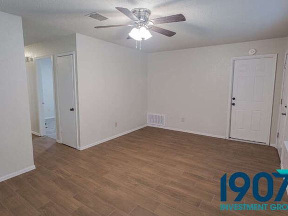 5th image of 913 SE 15th St
