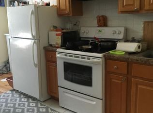 2224 Spruce St APT 1F, Philadelphia, PA 19103