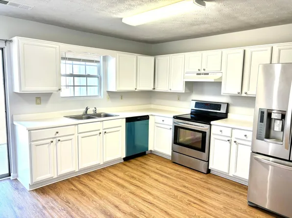 1736 Bob White Ln SE, Conyers, GA 30013