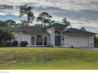 2009 Hamilton Ave, Alva, FL 33920