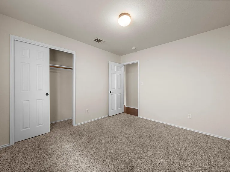 9424 Castle Pines Dr — Photo 21