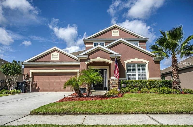 1st image of 811 Brandy Oaks Loop