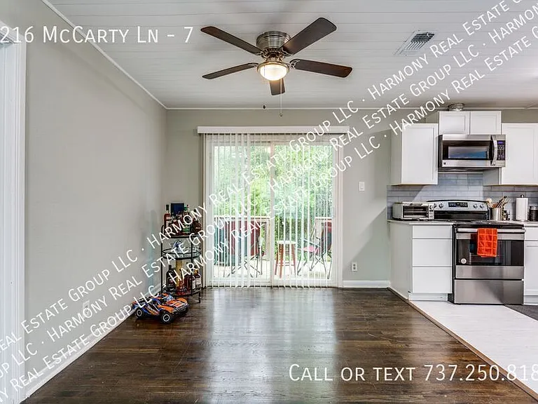 5216 McCarty Ln #7 — Photo 11