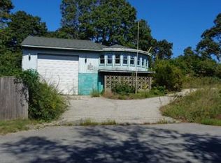 3 Clearwater Dr, Plymouth, MA 02360