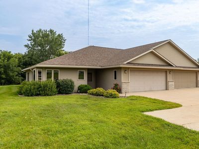 2343 Pinewood Rd SE, Rochester, MN, 55904