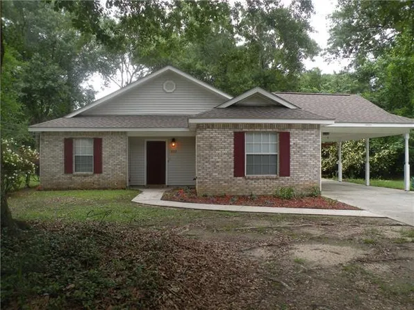 18121 Holly Ridge Dr, Hammond, LA 70403