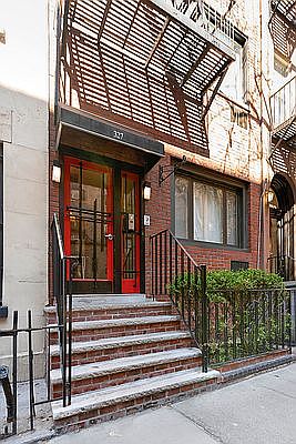 1st image of 327 E 52nd St APT 5R