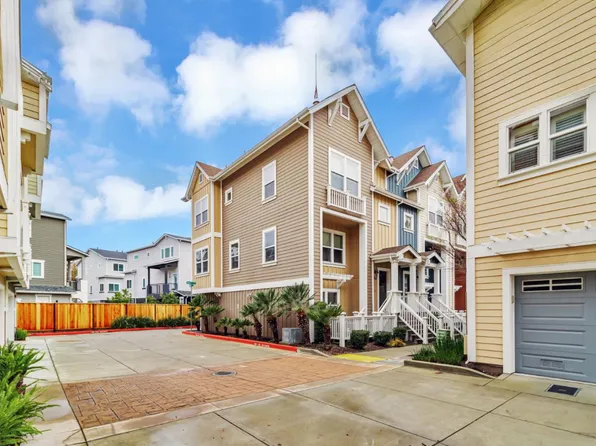 843 Avery Dr, Mountain View, CA 94043