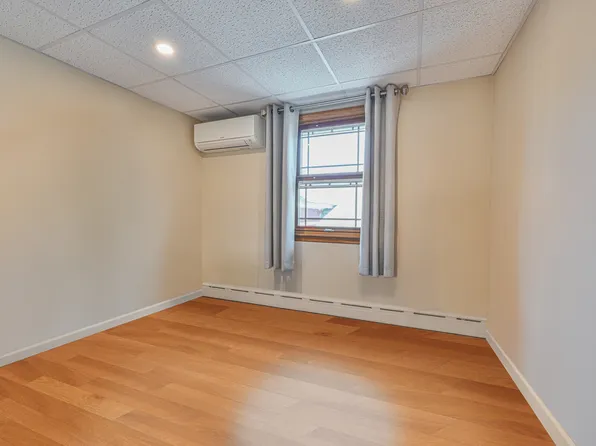 20 West 18th Road image 15 of 34