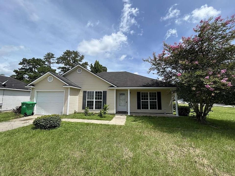 1st image of 1718 Largo Cir