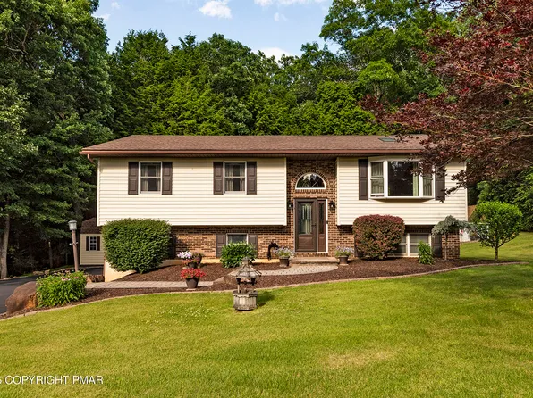 1220 Silver Fox Dr, Kresgeville, PA 18333