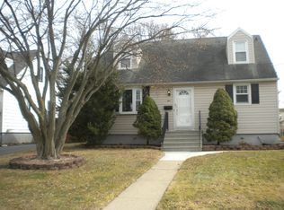 241 Fenwood Ave, Hamilton, NJ 08619