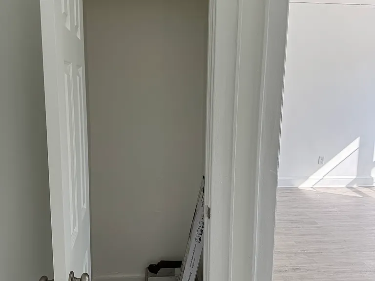 170 Elmora Ave #8 — Photo 5