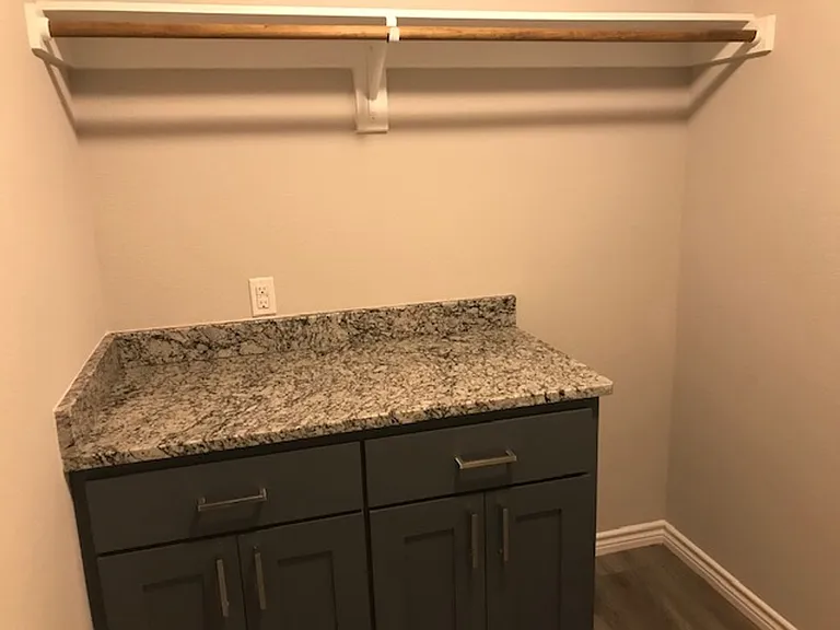 2850 Melissa Ln — Photo 4