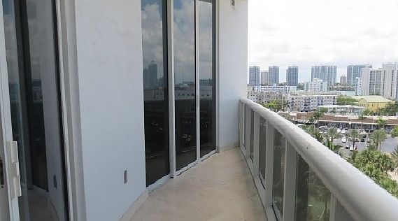4th image of 18101 Collins Ave APT 906