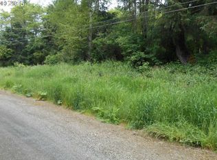 23 Northeast Ave, Rockaway Beach, OR