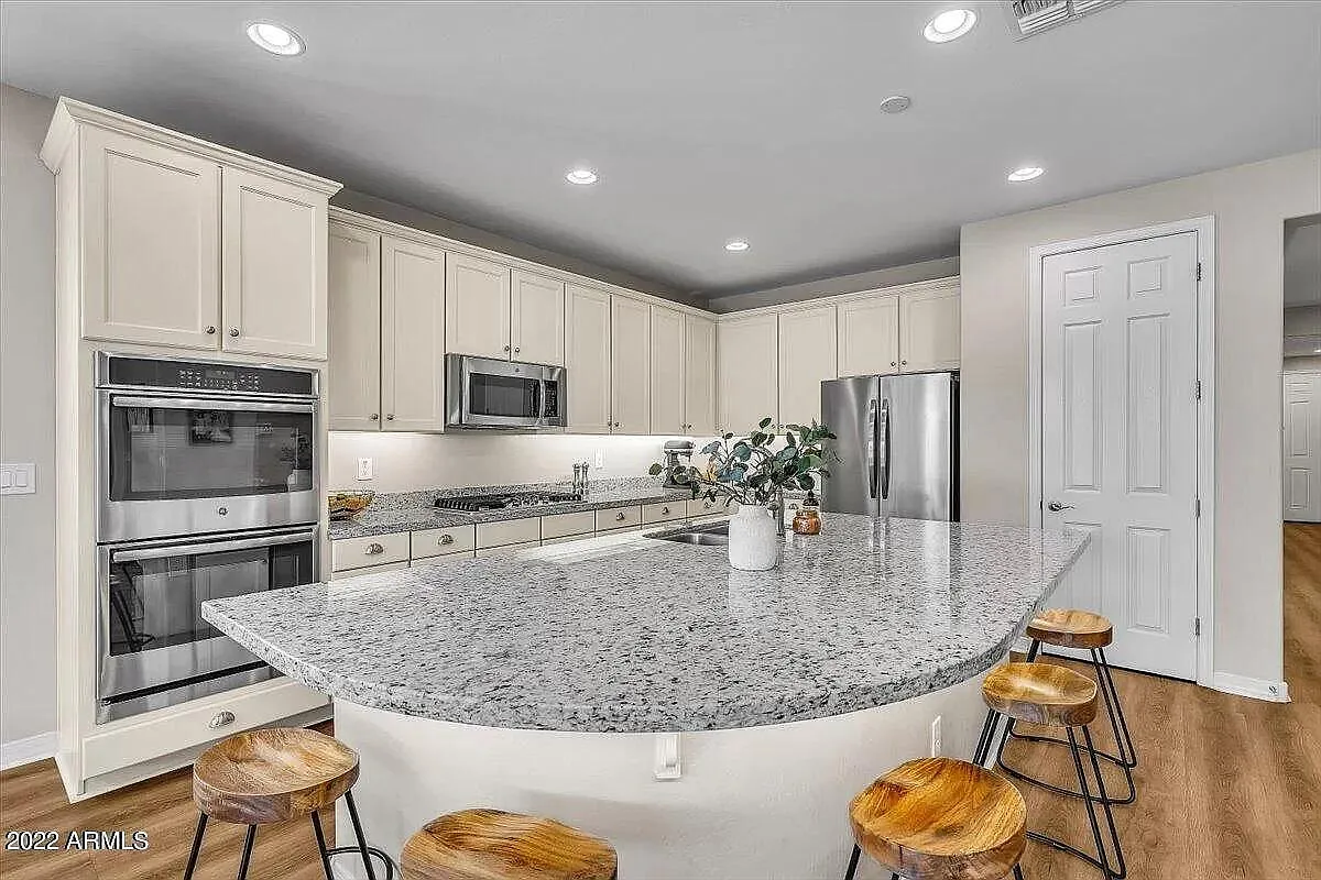 5455 S Luiseno Blvd — Photo 2