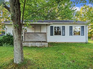 271 8th Ave, Galion, OH 44833