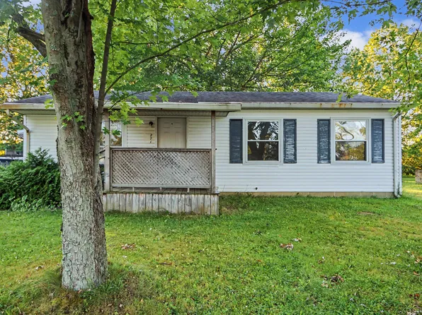 271 8th Ave, Galion, OH 44833