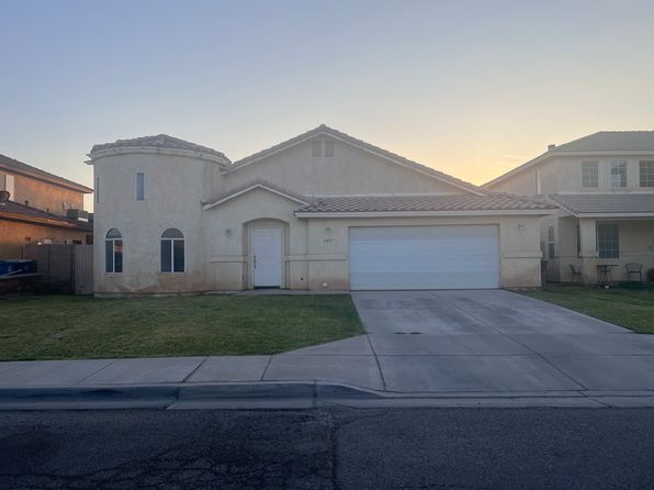 2437 Ensenada Dr