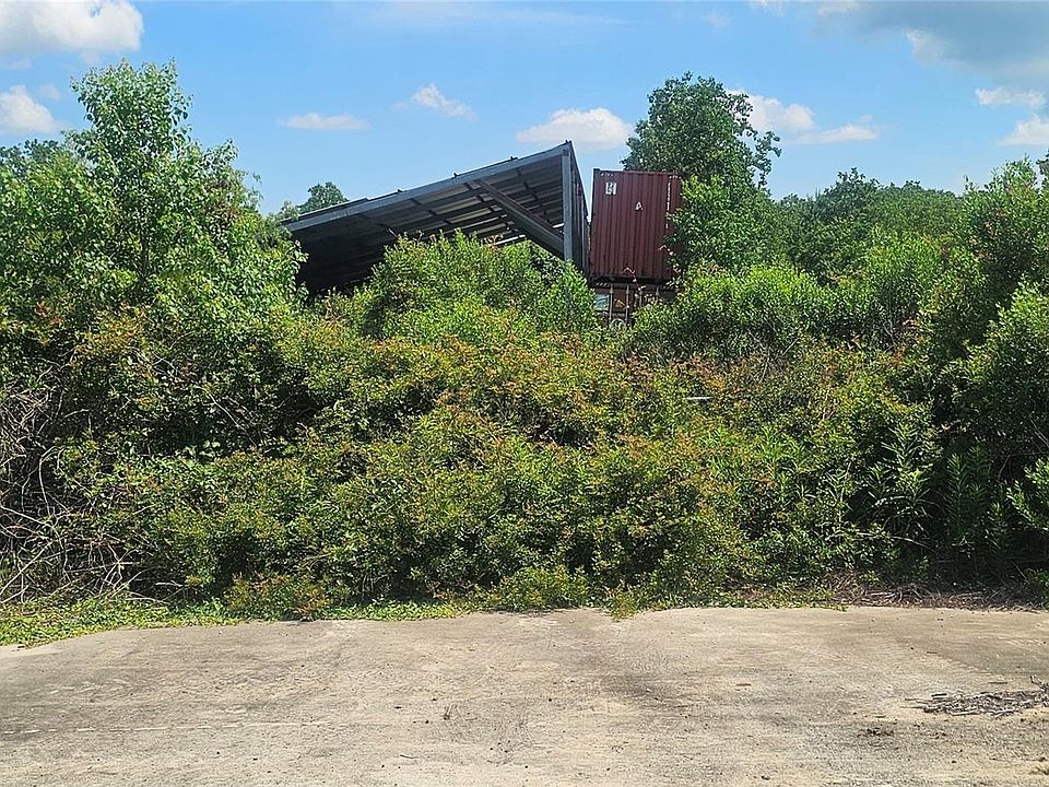 2nd image of 3528 Belton Ln