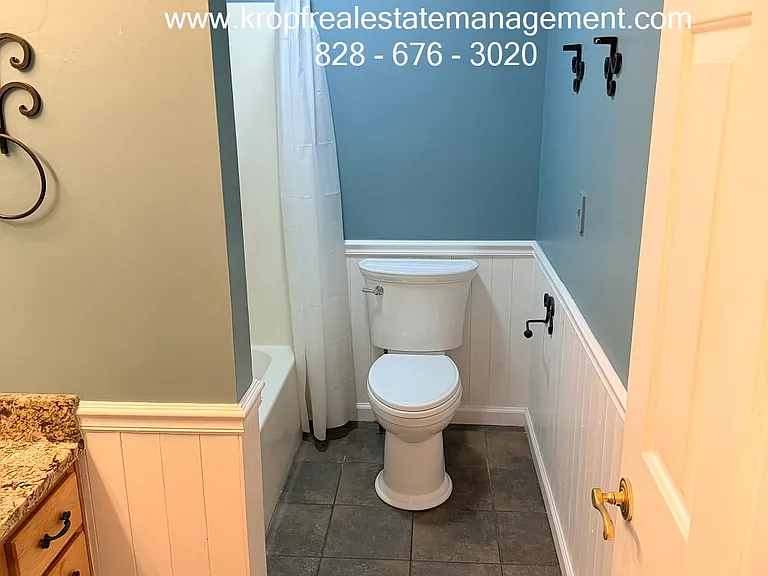 148 Sequoyah Hills Dr — Photo 9