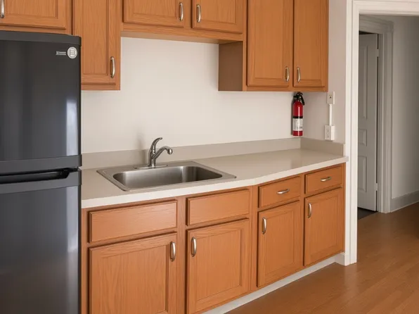 172 N Charlotte St APT 1, Pottstown, PA 19464