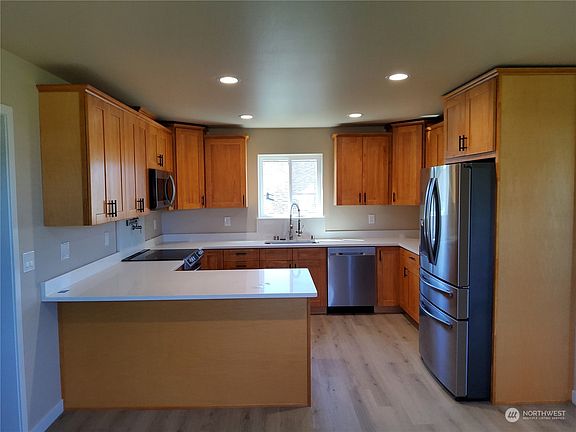 4th image of 1515 Aberdeen Avenue