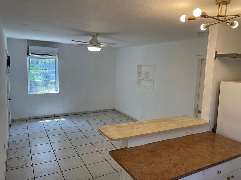 1425 Madison St #C — Photo 11