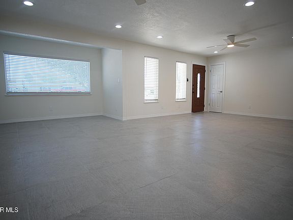 5th image of 4573 Bobolink Way