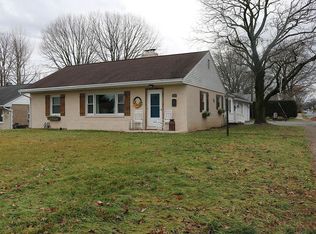 240 N Locust St, Elizabethtown, PA
