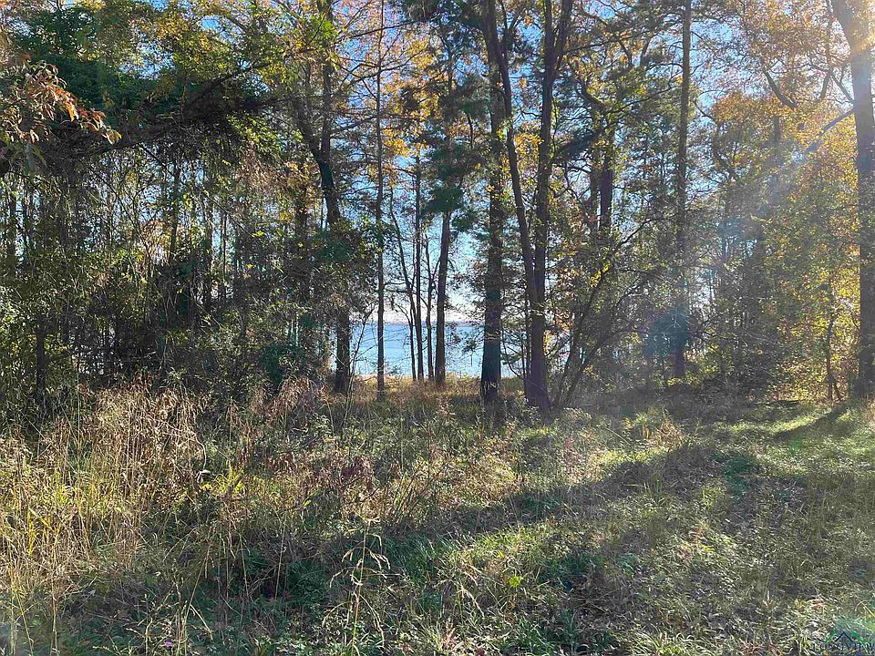 1st image of 768 Fawn Ln