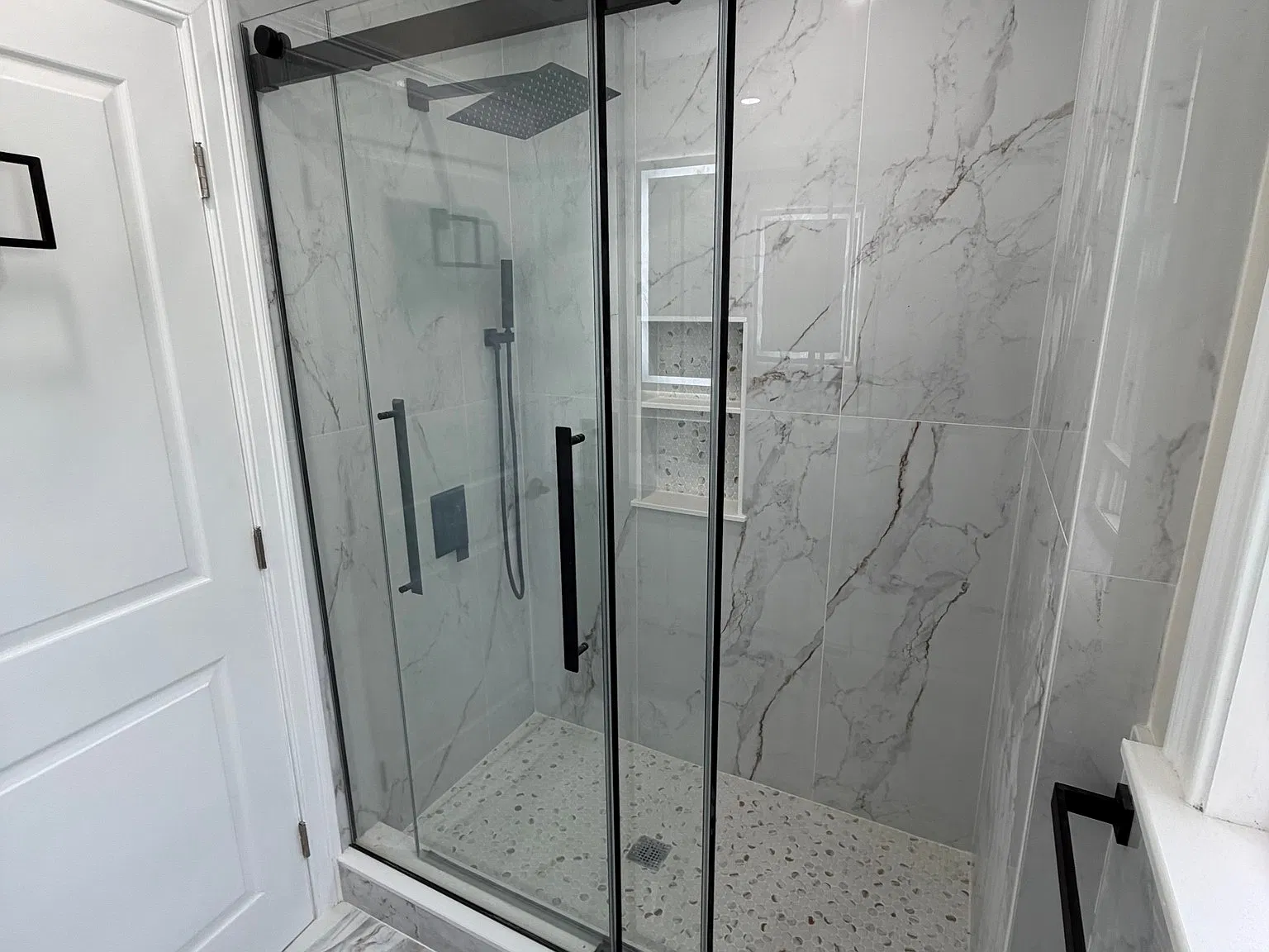 2 bed, $2,785 — Photo 4