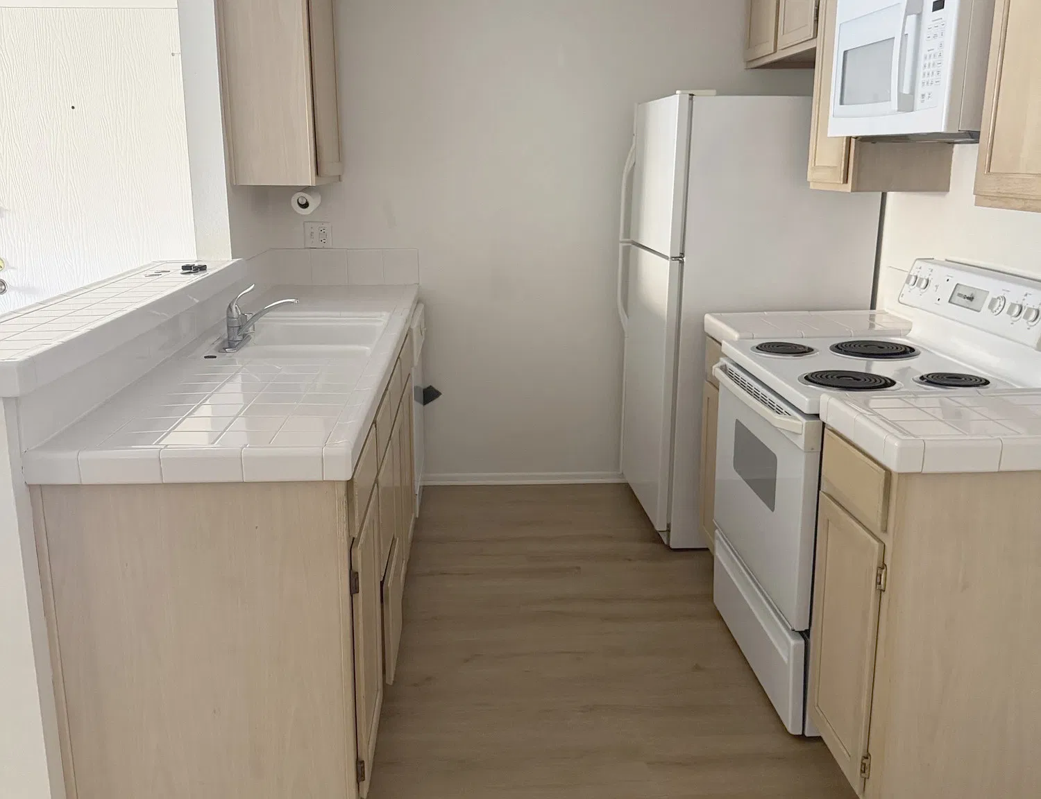 1 bed, 686 sqft, $2,400 — Photo 3