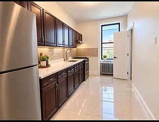 601 Central Avenue, #3