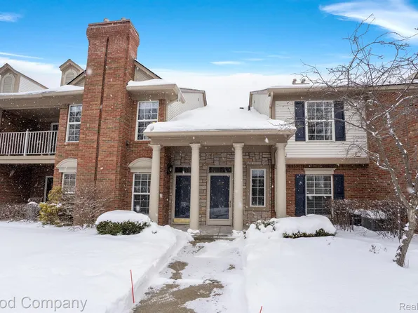 3385 Tremonte Cir S, Rochester, MI 48306
