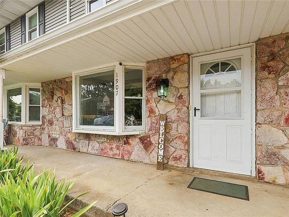 5th image of 1907 Aster Rd