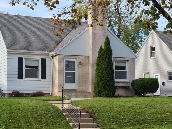 231 South Honey Creek DRIVE, Milwaukee, WI 53214