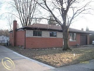 1st image of 35621 Hees St