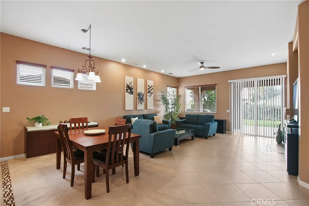 2 bed, 1777 sqft, $3,400 — Photo 3