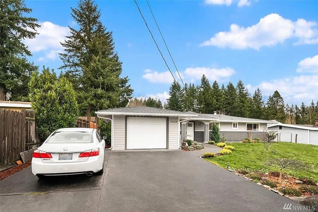 Building Photo - 13628 143rd Ave SE