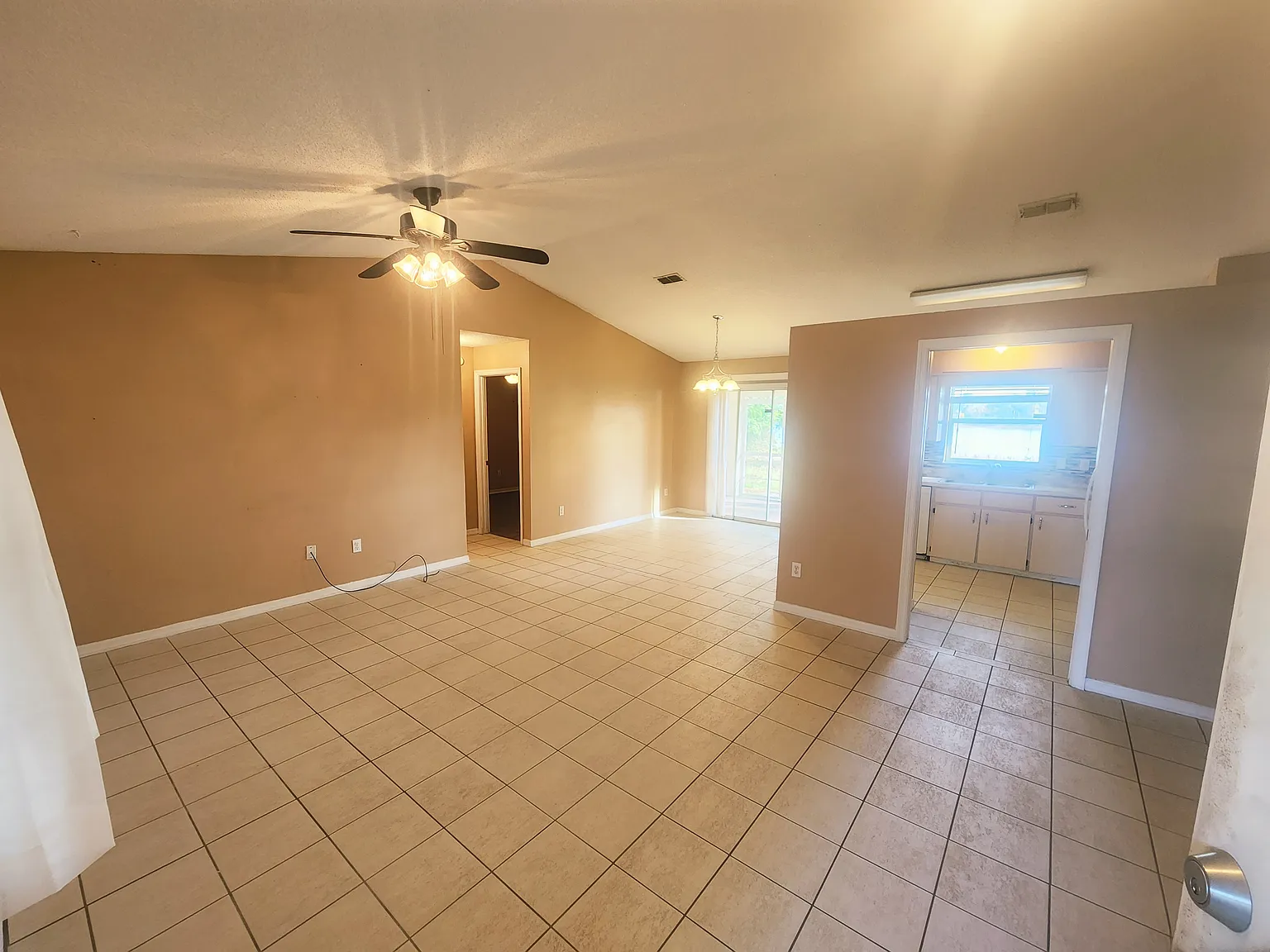 2481 India Boulevard — Photo 4