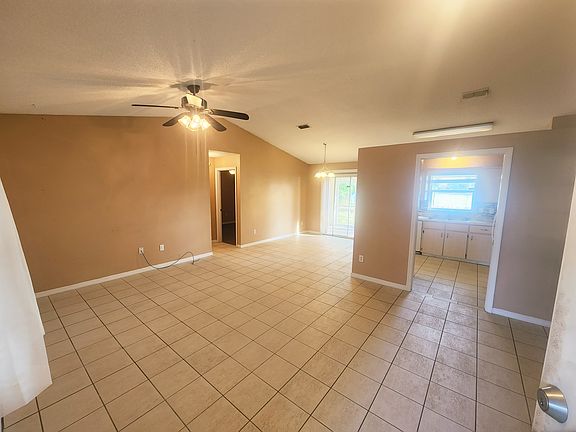 4th image of 2481 India Blvd