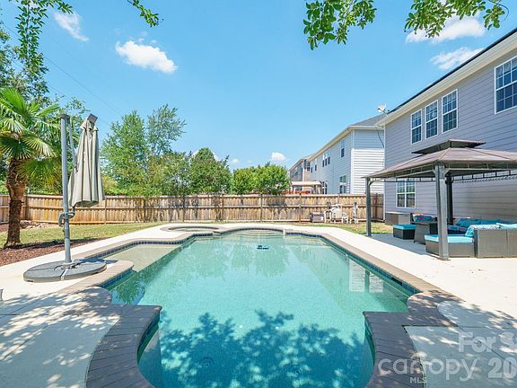 5th image of 146 Trotter Ridge Dr