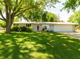 1276 W Park Hill Dr, Bourbonnais, IL