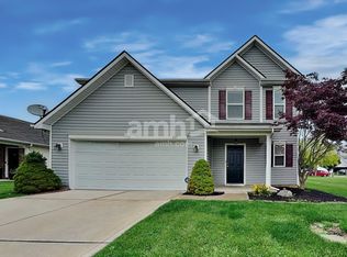 897 Sunvista Dr, Avon, IN 46123