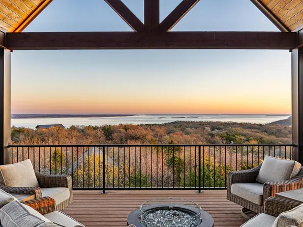 220 Oak Hills Dr, Pottsboro, TX 75076