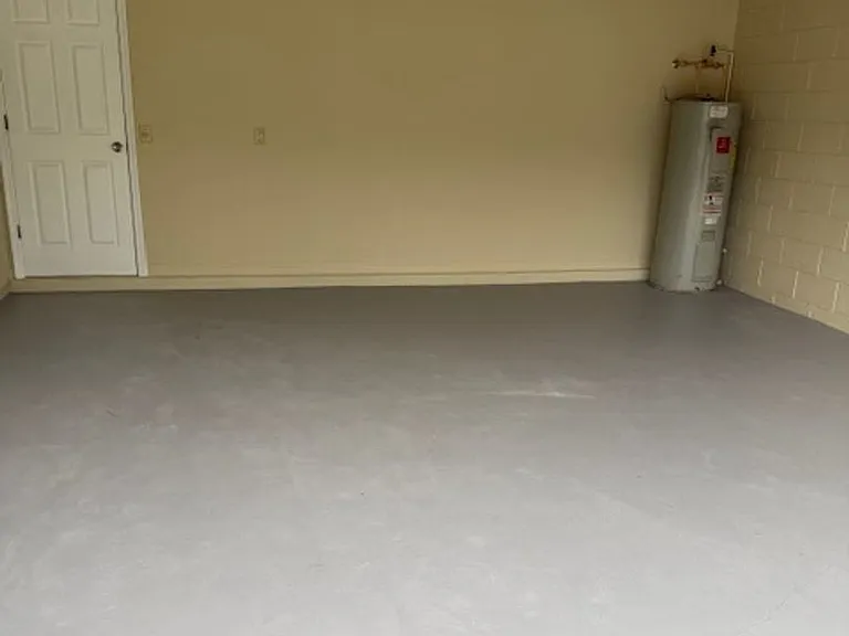 744 Paris Dr — Photo 26