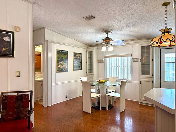 5th image of 108 Strawberry Junction Ln #366