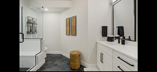 Guest Suite Bath